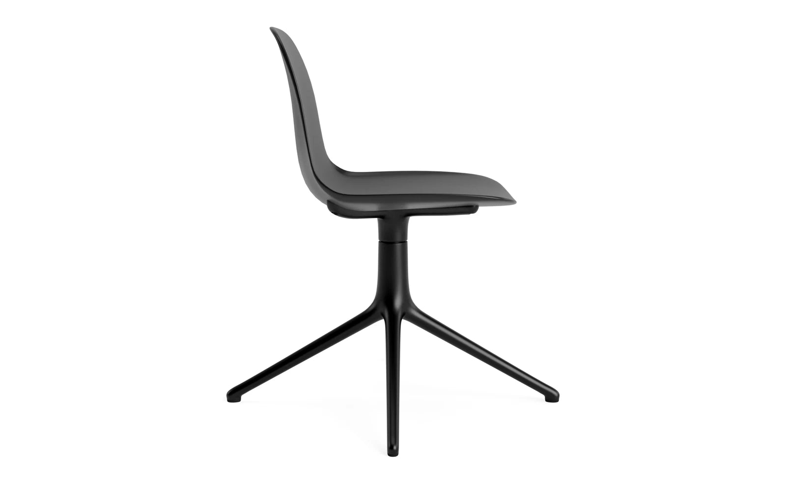 Eleganter Form Drehstuhl von Normann Copenhagen, ideal für kreative Arbeitsumgebungen und stilvolle Wohnräume.