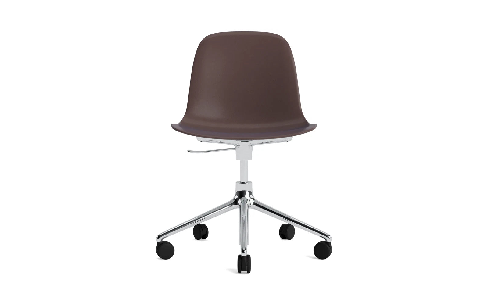 Entdecken Sie den Form Drehstuhl Braun/Aluminium von Normann Copenhagen – elegantes Design, optimale Beweglichkeit und individuelle Anpassungsmöglichkeiten.