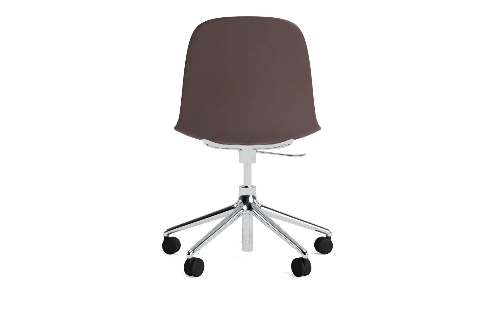 Entdecken Sie den Form Drehstuhl Braun/Aluminium von Normann Copenhagen – elegantes Design, optimaler Komfort und vielfältige Gestaltungsmöglichkeiten für jeden Raum.