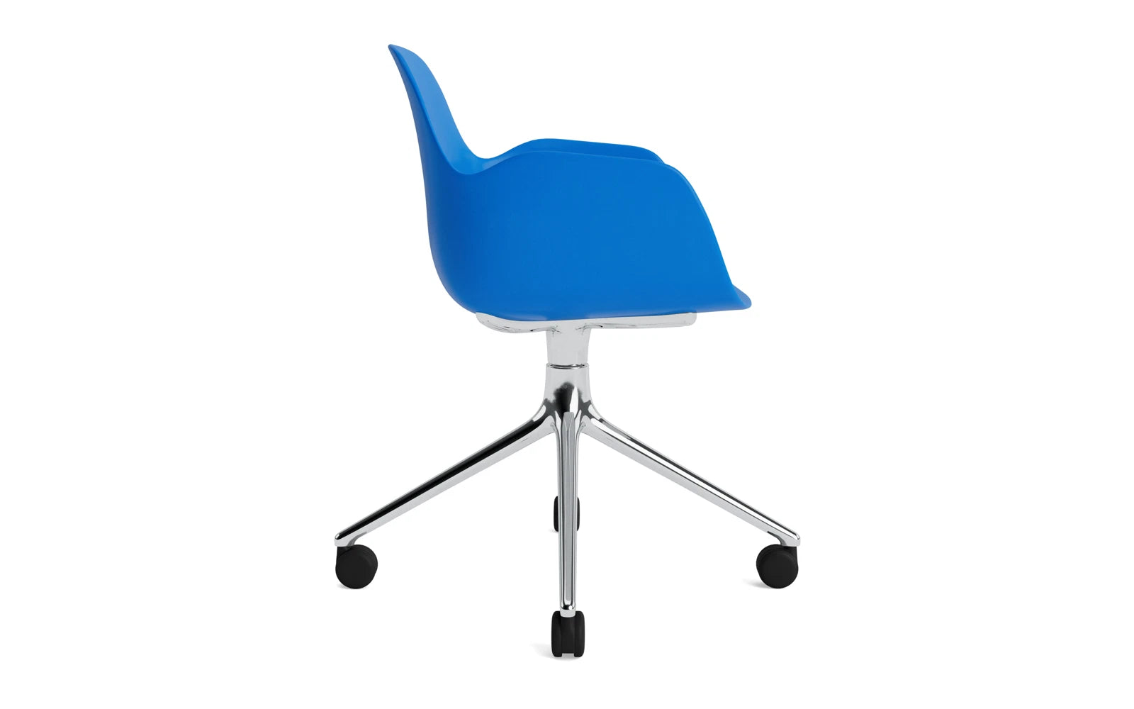 Moderner Form Drehstuhl 4W aus Aluminium in strahlendem Blau – ideal für inspirierende Büroumgebungen und kreative Arbeitsplätze.