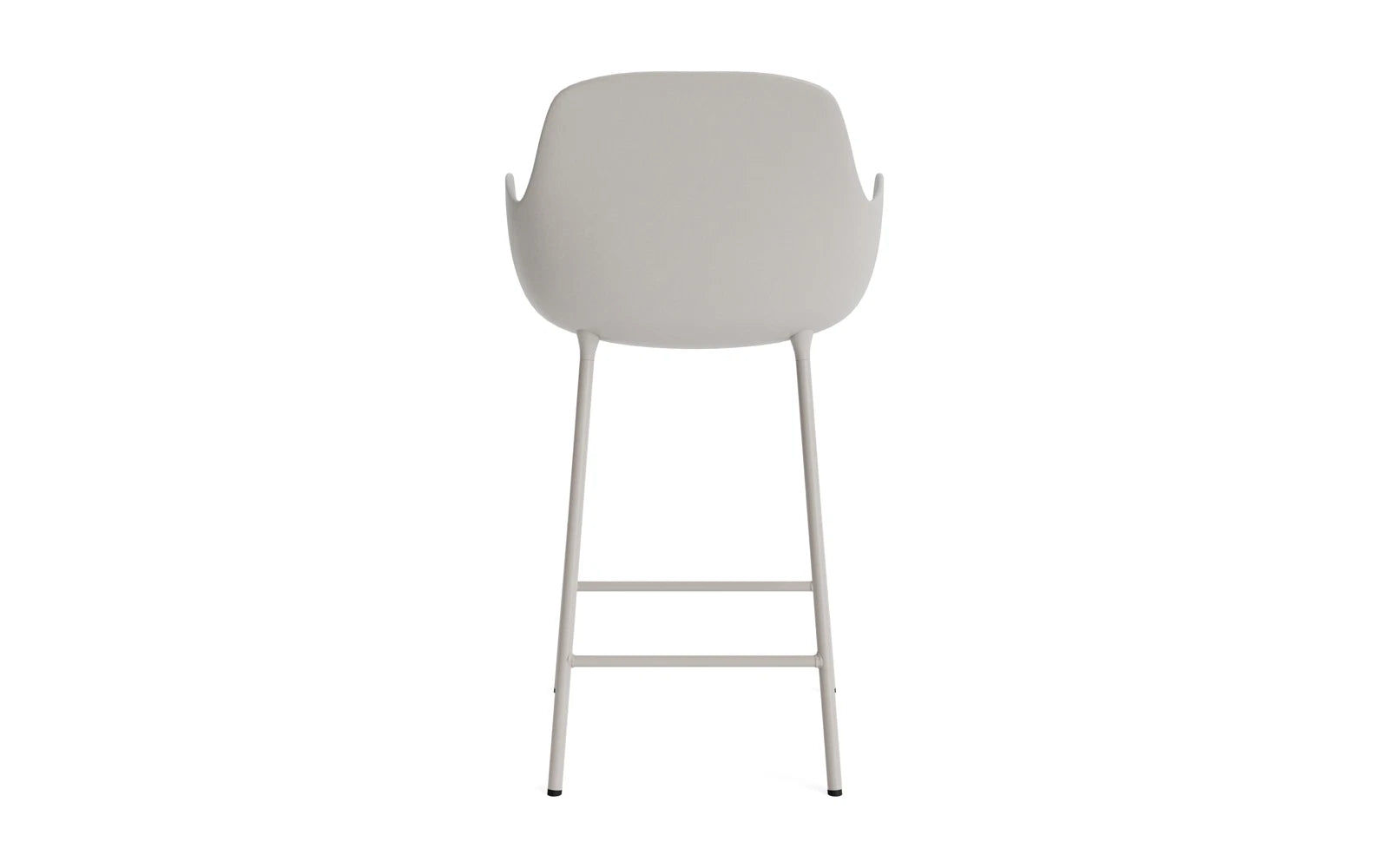 Entdecken Sie den Form Barstuhl mit Armlehne von Normann Copenhagen – ein stilvoller Stahlstuhl in warmem Grau, ideal für moderne Barbereiche.