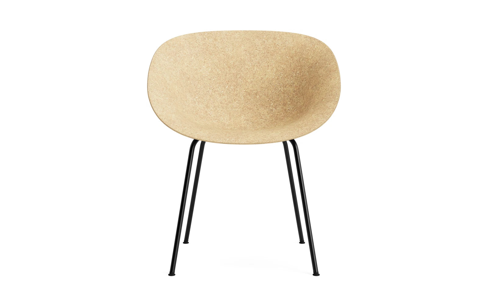 Stylischer Mat Lehnstuhl von Normann Copenhagen, gefertigt aus robustem schwarzem Stahl und nachhaltigem Hanf, ideal für zeitgemäße Einrichtung.