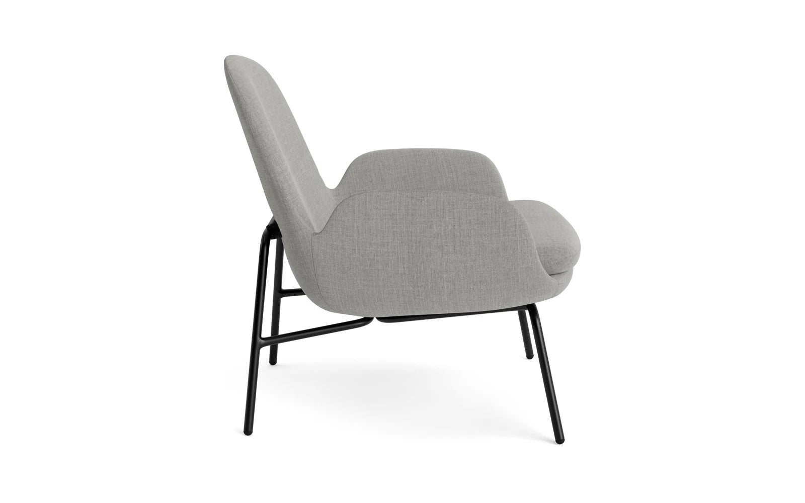 Moderner Era Lounge-Sessel mit niedrigem Profil aus schwarzem Stahl, perfekt für gemütliche Ecken und zeitgemäße Einrichtung.