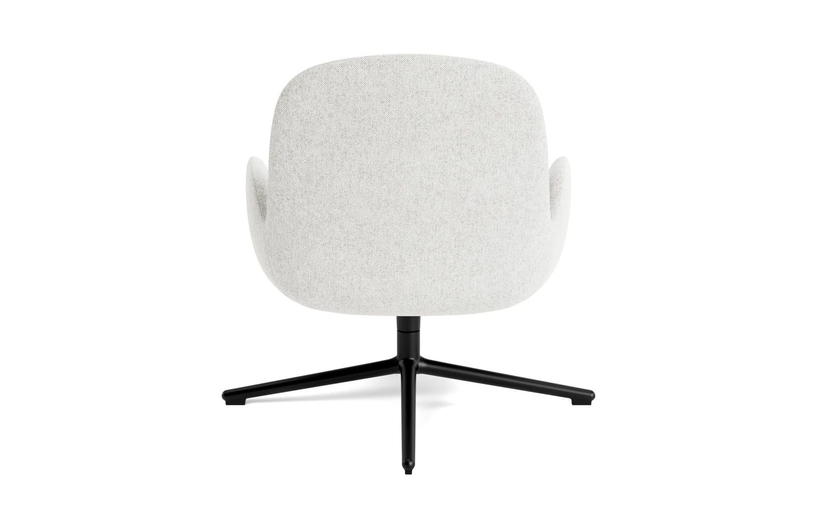 Stilvoller Era Lounge-Sessel mit niedrigem Drehgestell aus schwarzem Aluminium und hochwertigem Hallingdal-Stoff – perfekt für zeitgemäße Innenräume.