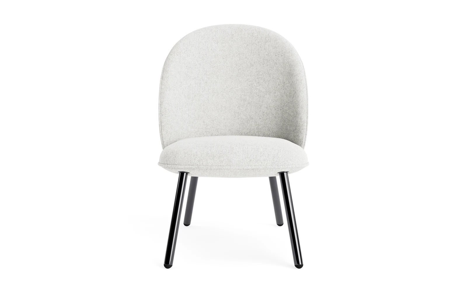 Stylischer Ace Lounge-Sessel in schwarzem Metallic-Stahl mit Hallingdal-Bezug, ideal für moderne Wohnräume und entspannende Momente.