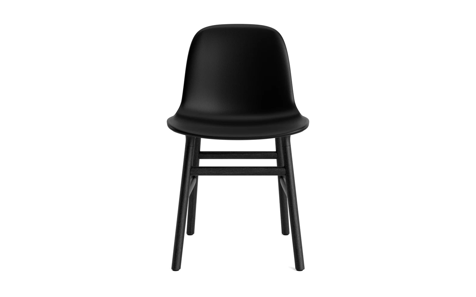 Eleganter gepolsterter Form Stuhl in Schwarzer Eiche Ultra von Normann Copenhagen – ideal für stilvolle Wohnräume und gemütliche Sitzgelegenheiten.