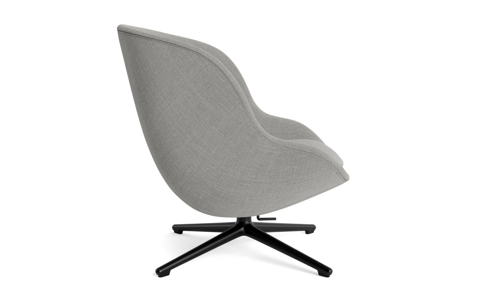 Eleganter Hyg Lounge-Sessel mit Drehgestell aus schwarzem Aluminium, ideal für stilvolle Entspannung im modernen Wohnraum.