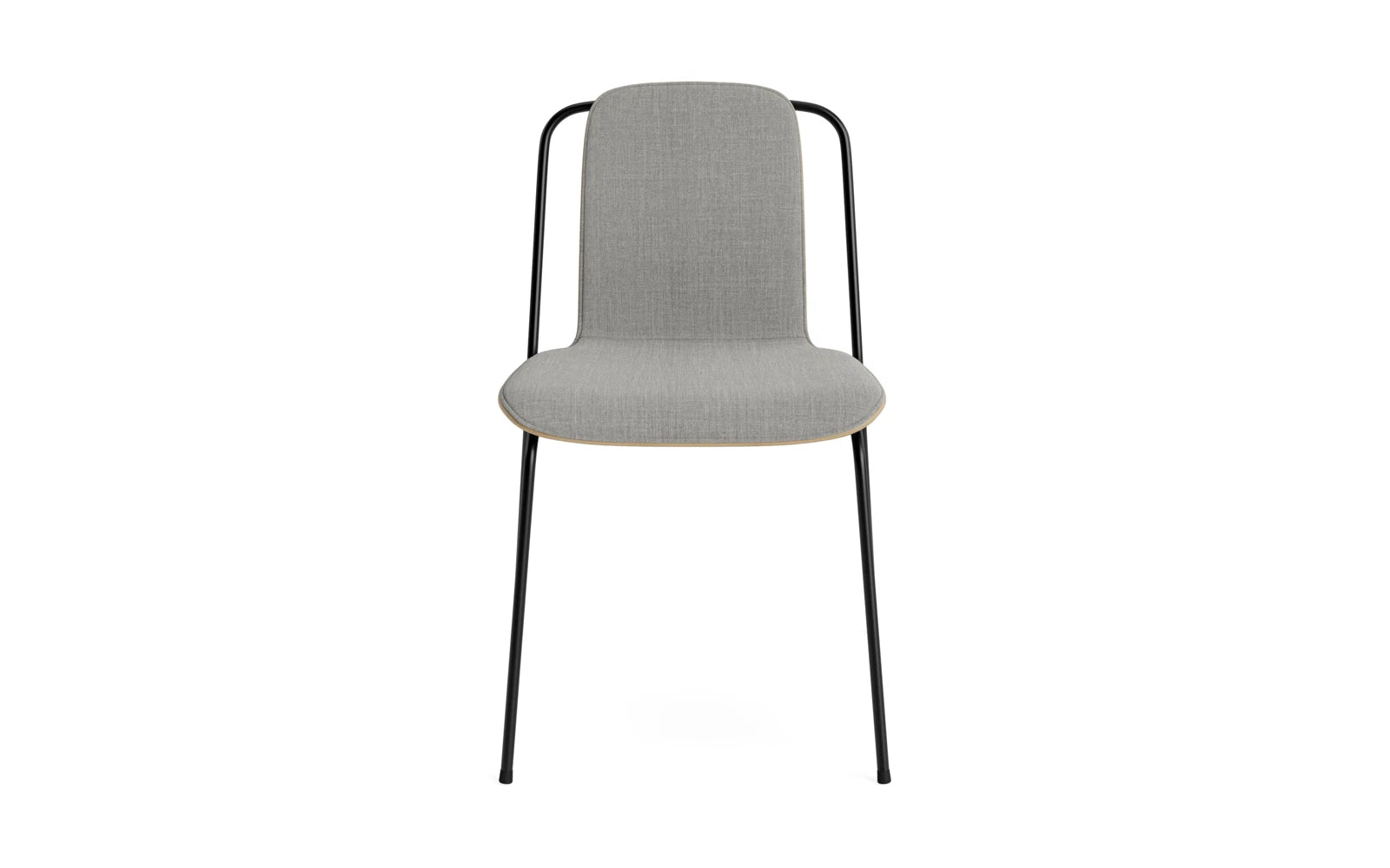 Entdecken Sie den eleganten Studio Stuhl von Normann Copenhagen: Schwarz, Stahl und Eiche vereinen sich in modernem Design für jeden Raum.
