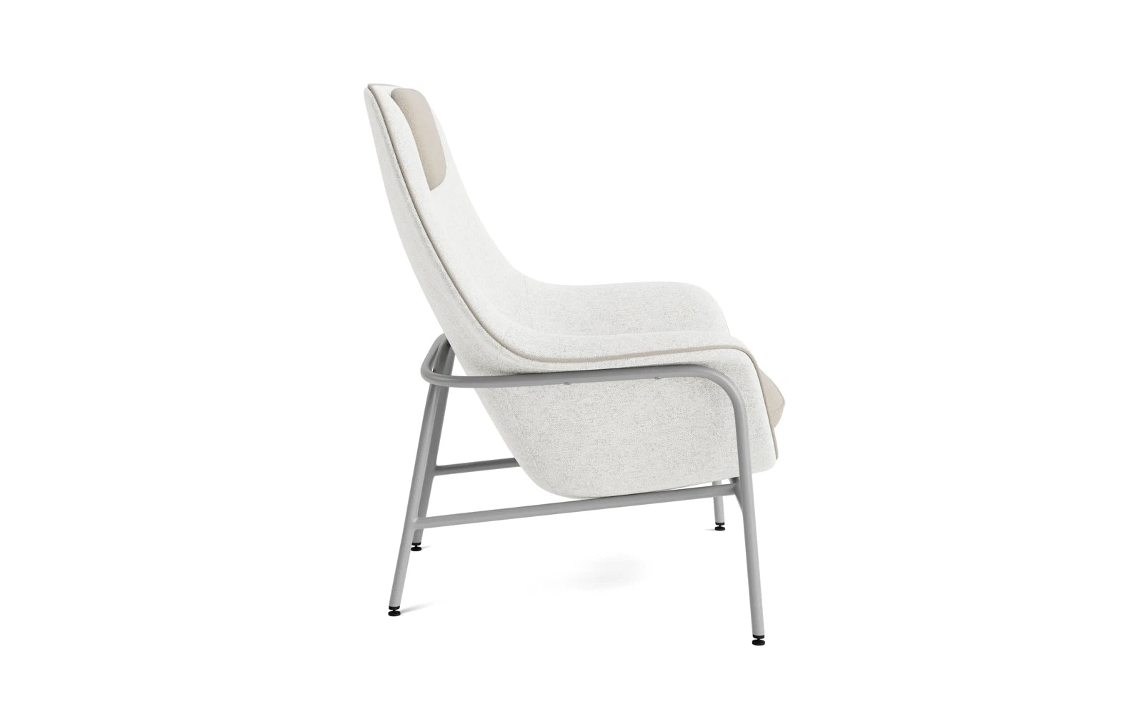 Eleganter Drape Lounge Sessel mit Kopfstütze von Normann Copenhagen, perfekt für Entspannung und modernes Wohndesign.