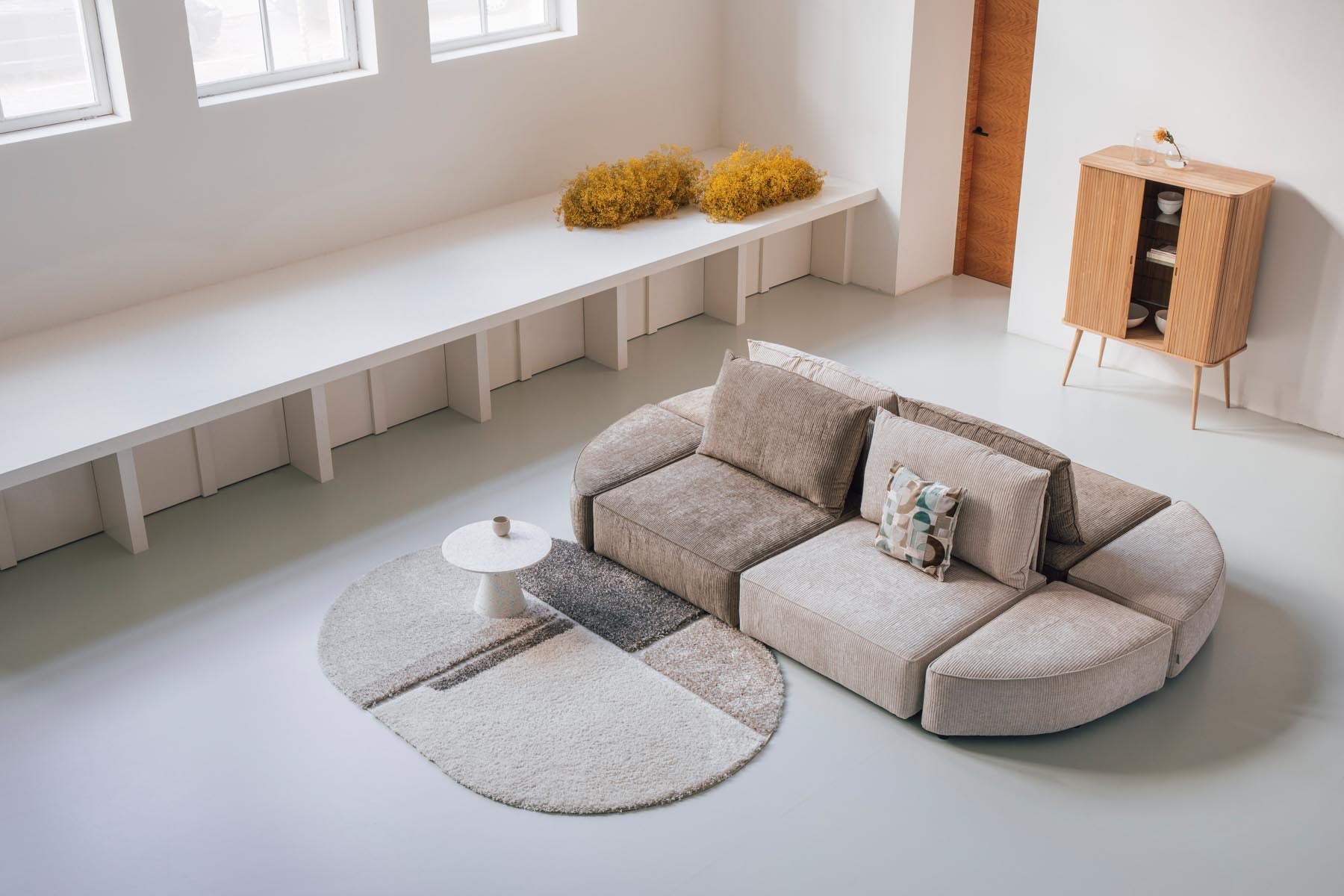 Sofa Element Hunter 1.5 Sitzer ohne Rückenlehne in Sand präsentiert im Onlineshop von KAQTU Design AG. Modulares Sofa ist von Zuiver