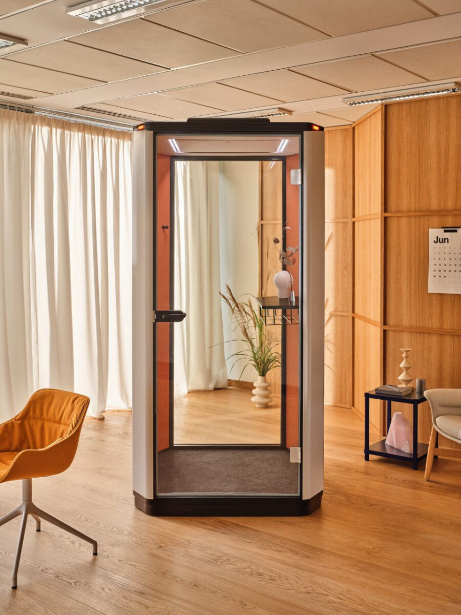 Coda CD01 - Ein-Personen-Akustikkabine in Anthrazit präsentiert im Onlineshop von KAQTU Design AG. Telefonkabine ist von Mdd