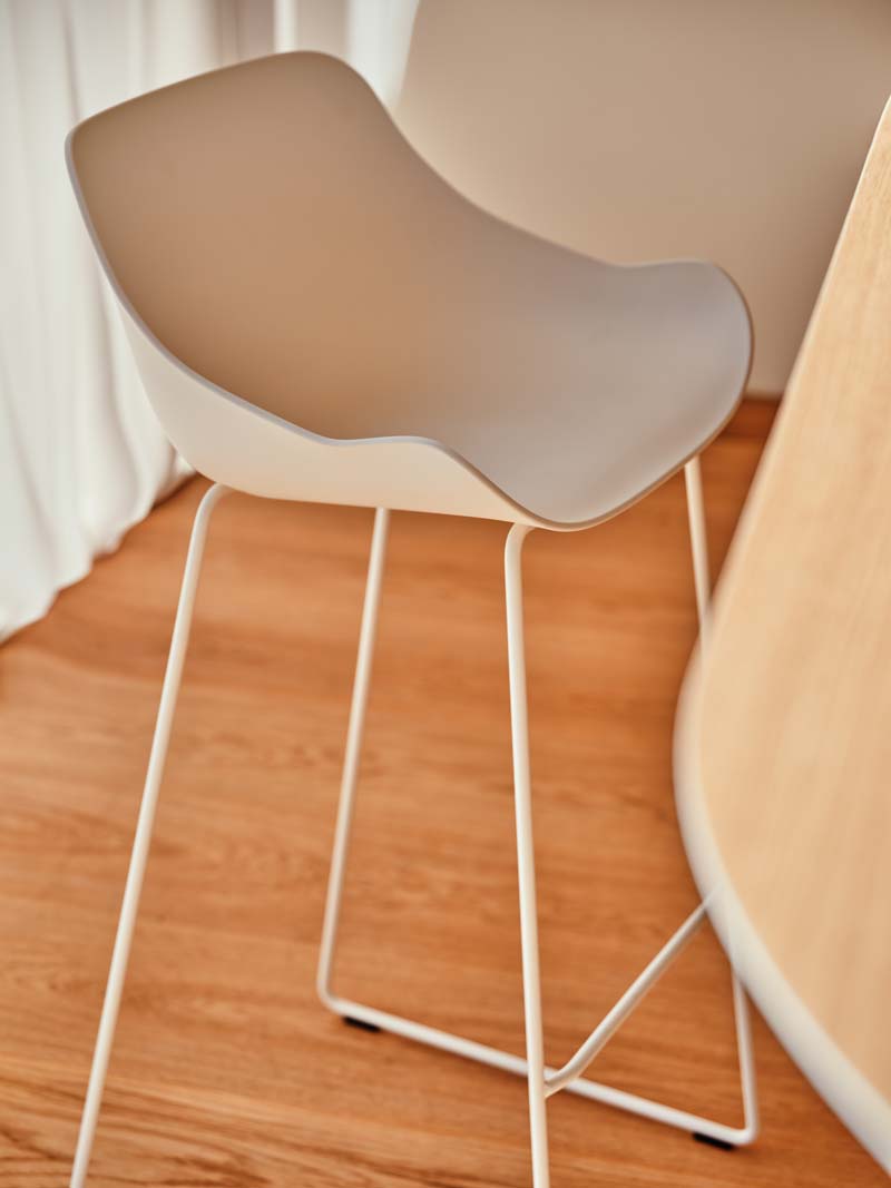Baltic Basic BL1P23H - Barhocker in Grün präsentiert im Onlineshop von KAQTU Design AG. Outdoor-Barstuhl ist von Mdd