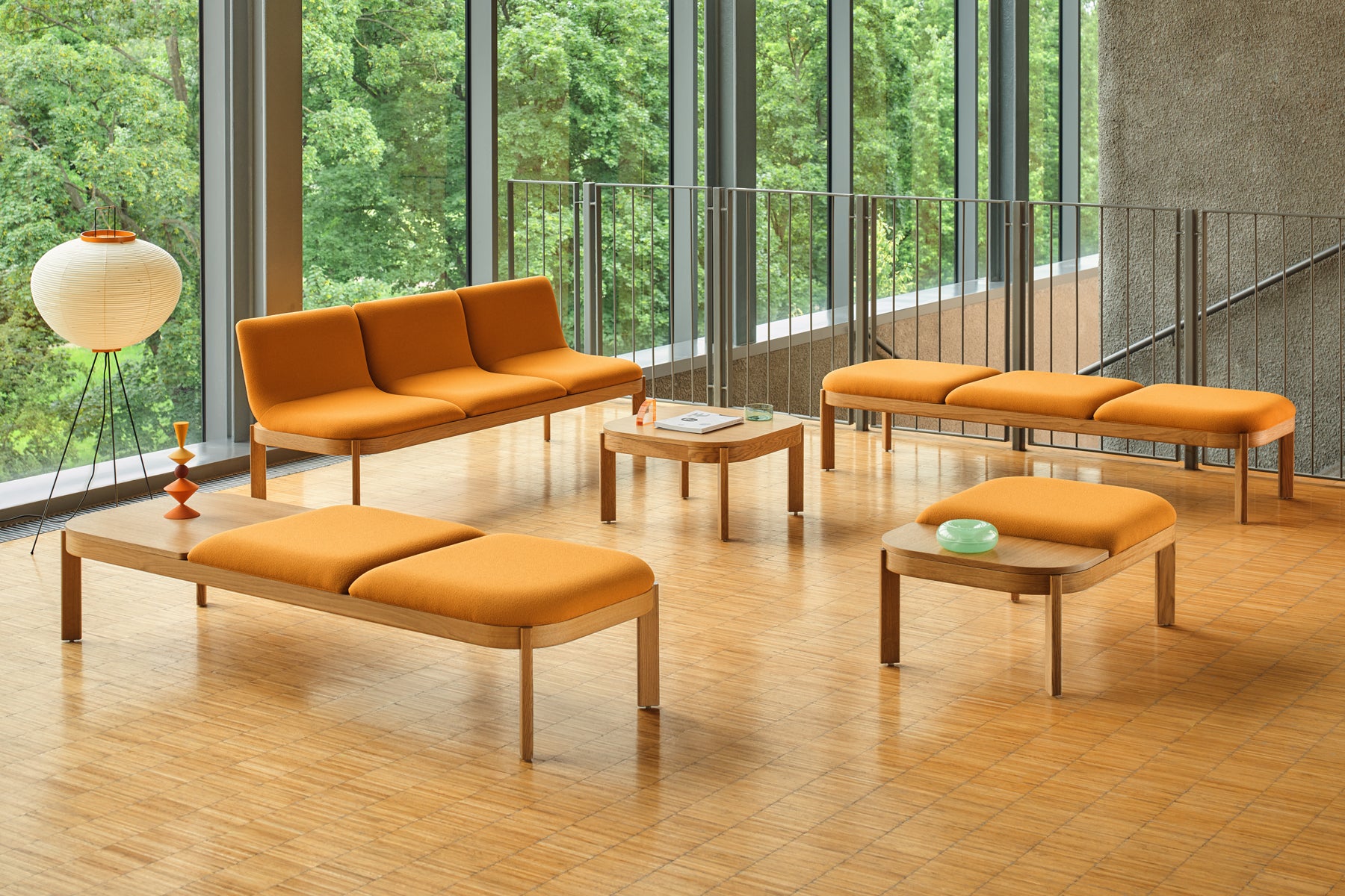 Ramp RMP232 - Bank in Grau präsentiert im Onlineshop von KAQTU Design AG. Sitzbank ist von Mdd
