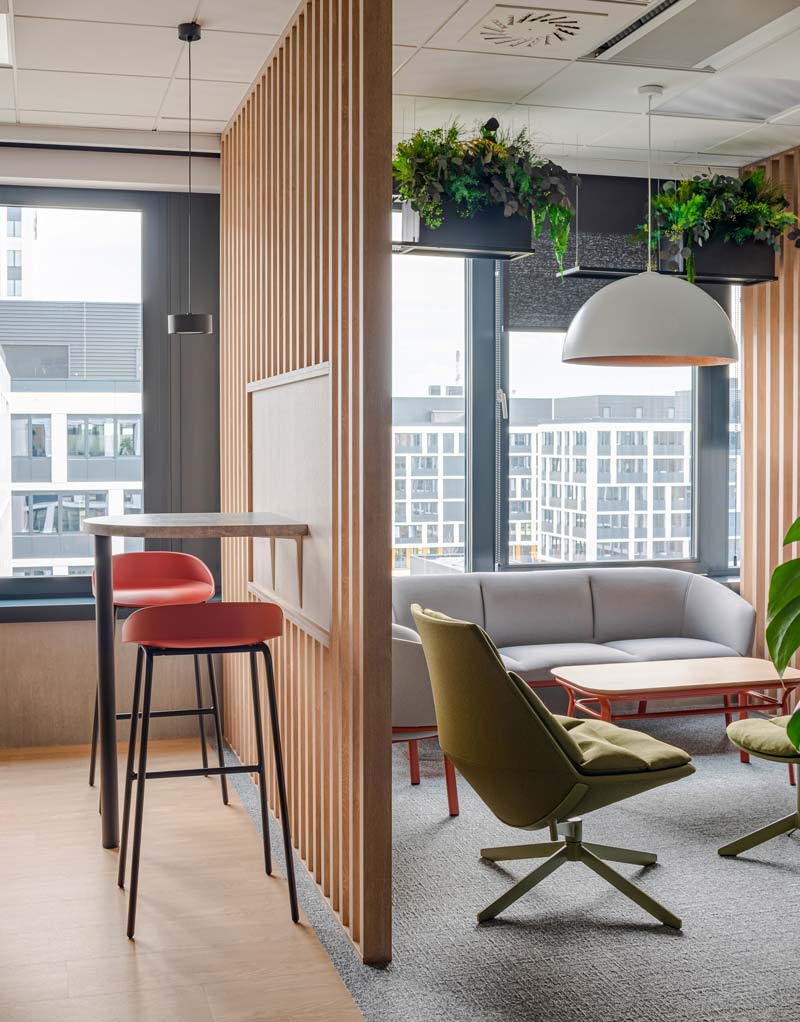 Grace GR01S - Kaffeetisch in Furnier Esche hell präsentiert im Onlineshop von KAQTU Design AG. Couchtisch ist von Mdd