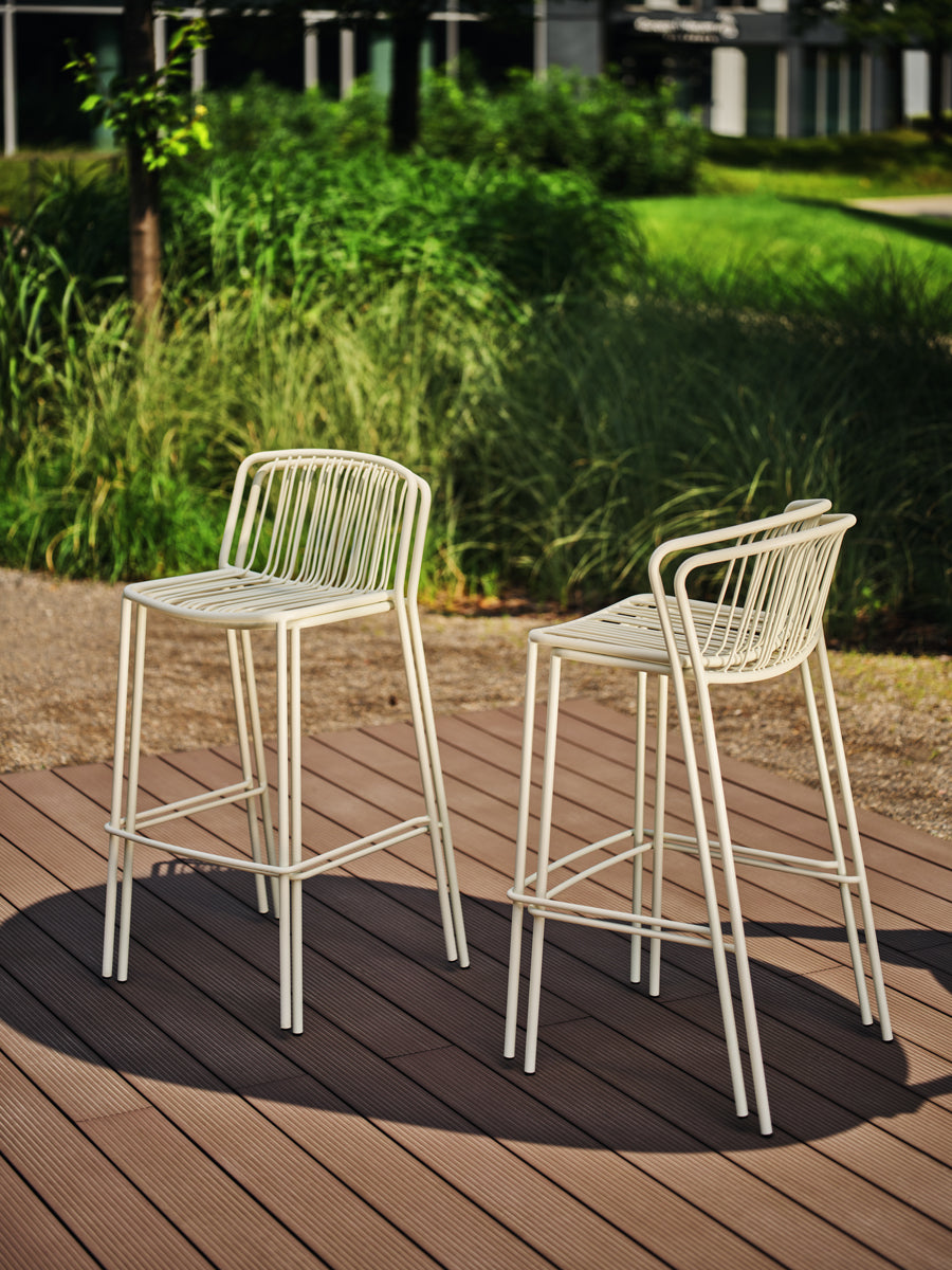 Bris BRS04 - Barhocker, Set von 2 Stück in Grün präsentiert im Onlineshop von KAQTU Design AG. Outdoor-Barstuhl ist von Mdd