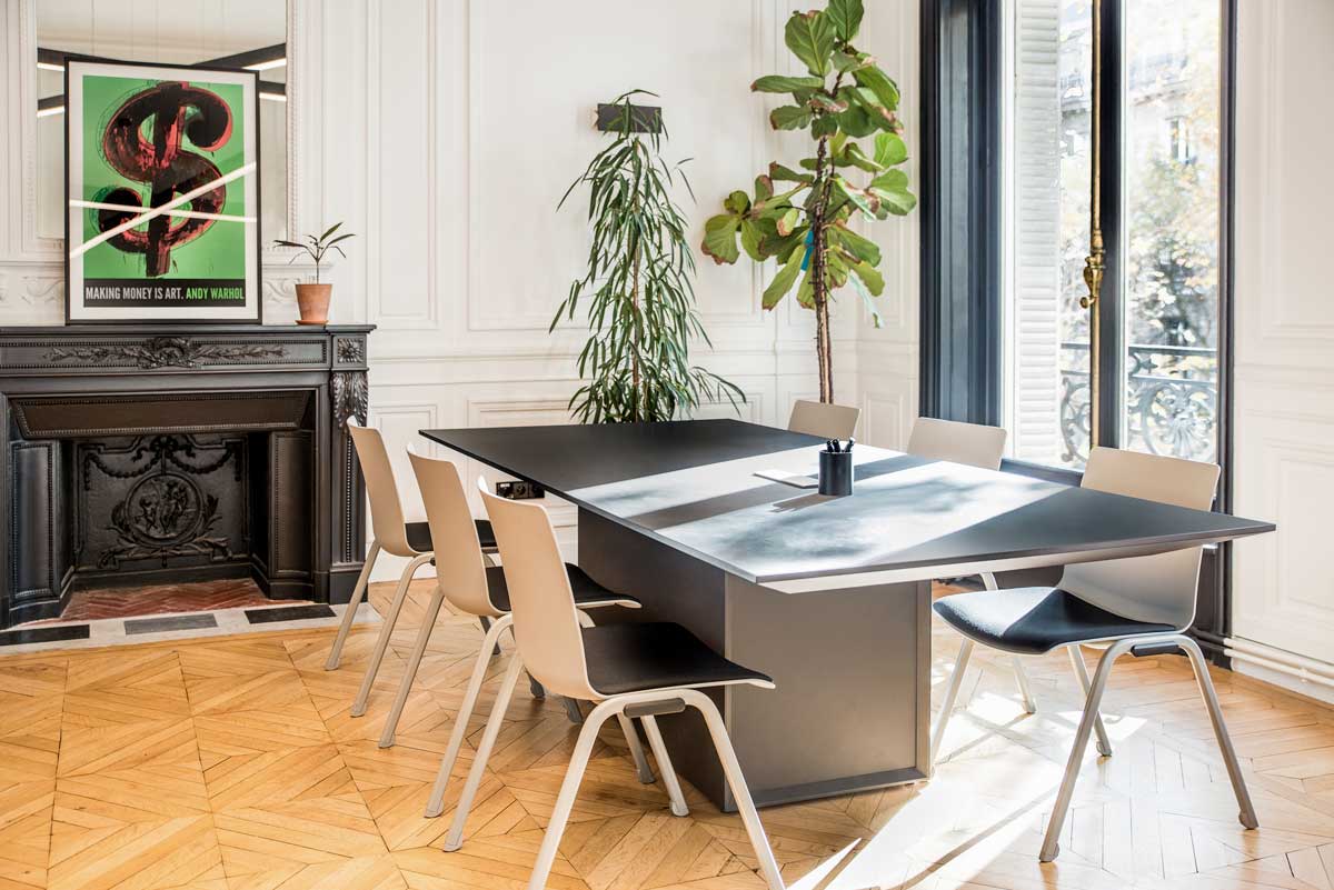 Shila SHS01 - Stuhl mit 4-Bein-Gestell in Grün präsentiert im Onlineshop von KAQTU Design AG. Stuhl ist von Mdd