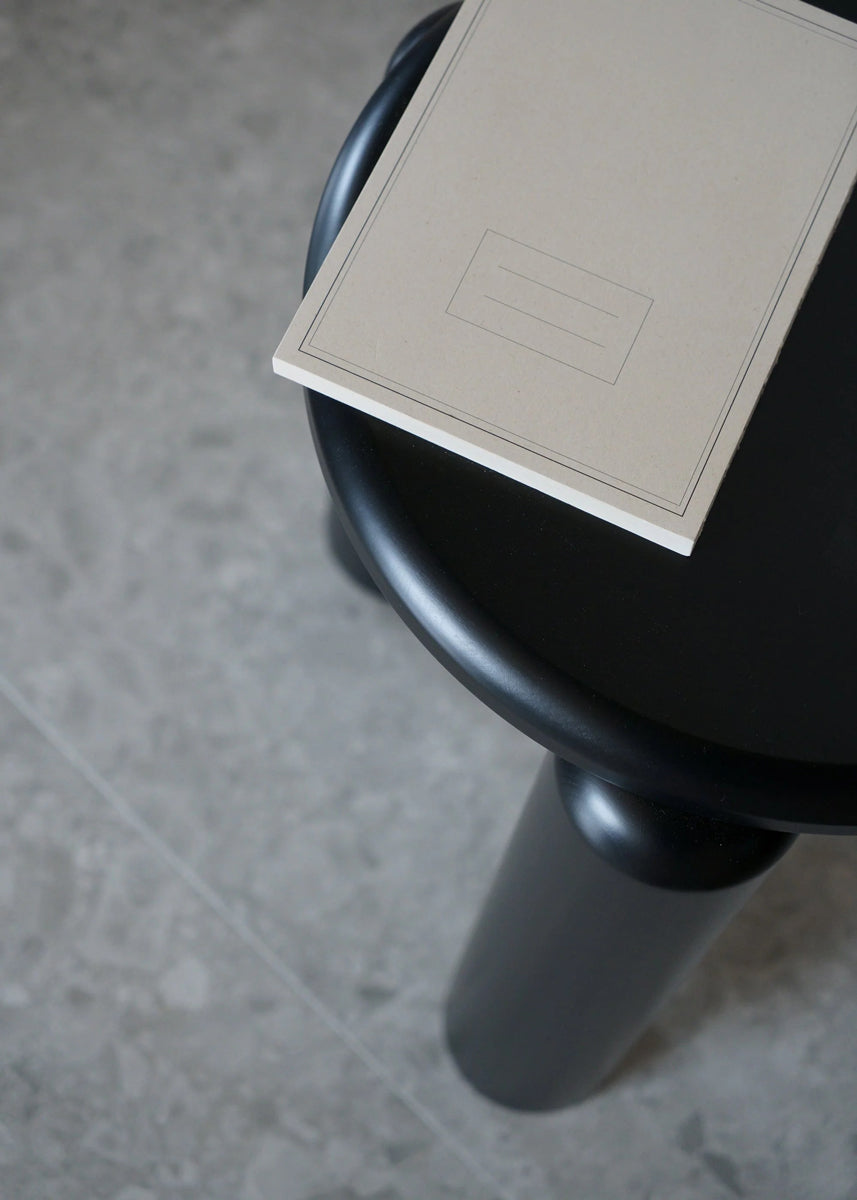 Neo NEO40 - Beistelltisch in Eiche Natur präsentiert im Onlineshop von KAQTU Design AG. Beistelltisch ist von Tamo