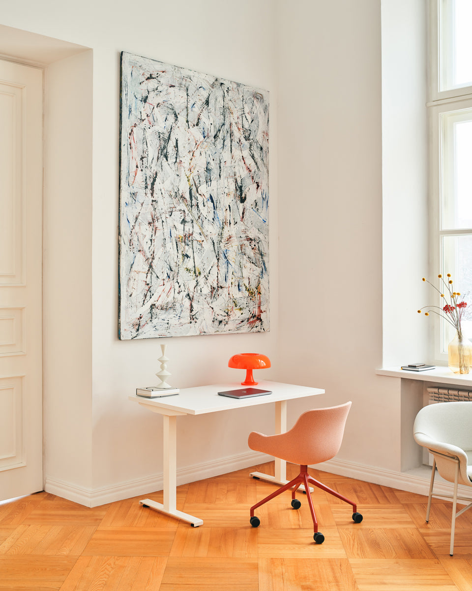 Ogi T BOT60 - Schreibtisch in Honigeiche präsentiert im Onlineshop von KAQTU Design AG. Schreibtisch ist von Mdd