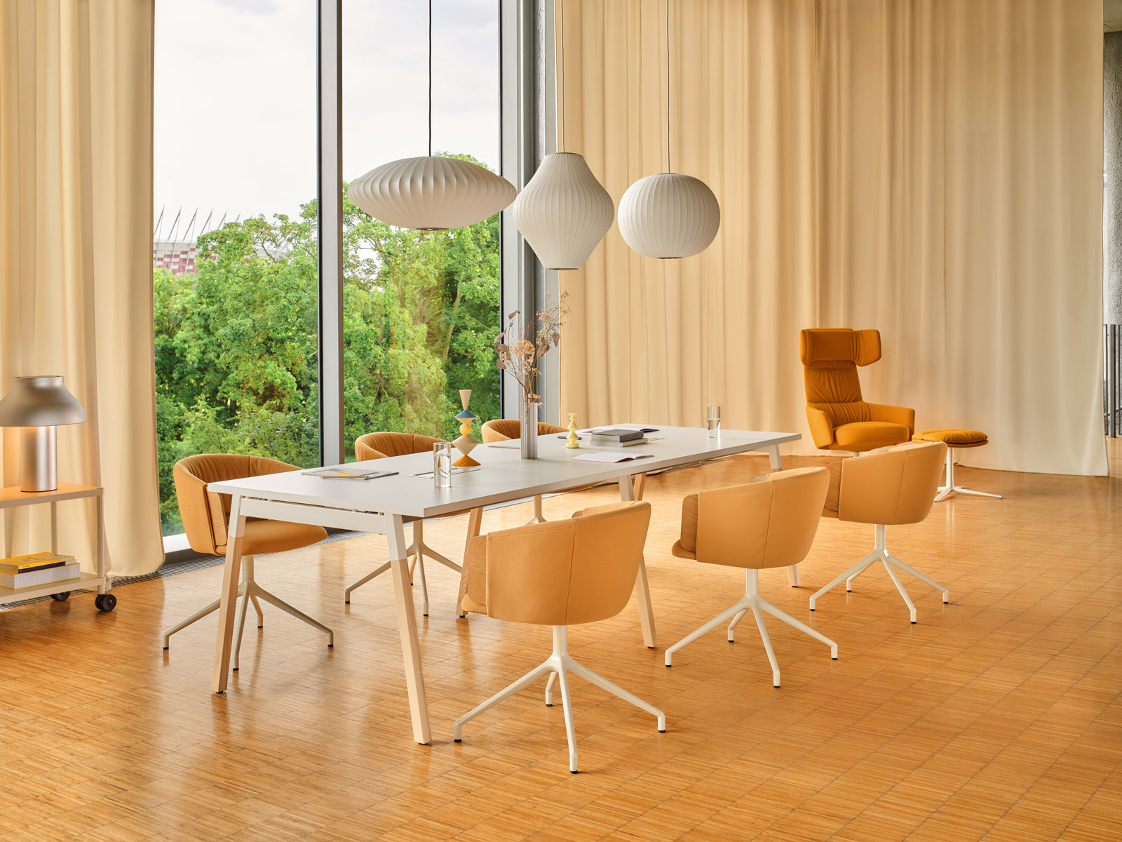 Ogi W BOW07 - Schreibtisch in Honigeiche präsentiert im Onlineshop von KAQTU Design AG. Schreibtisch ist von Mdd