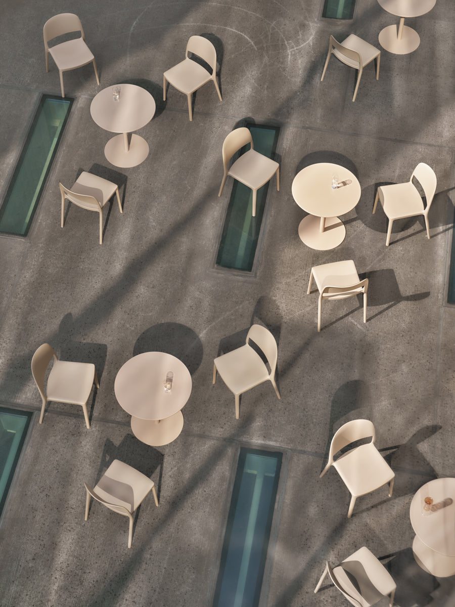 Bolt OSTK67 - Cafeteriatisch in Gelb präsentiert im Onlineshop von KAQTU Design AG. Gartentisch ist von Mdd