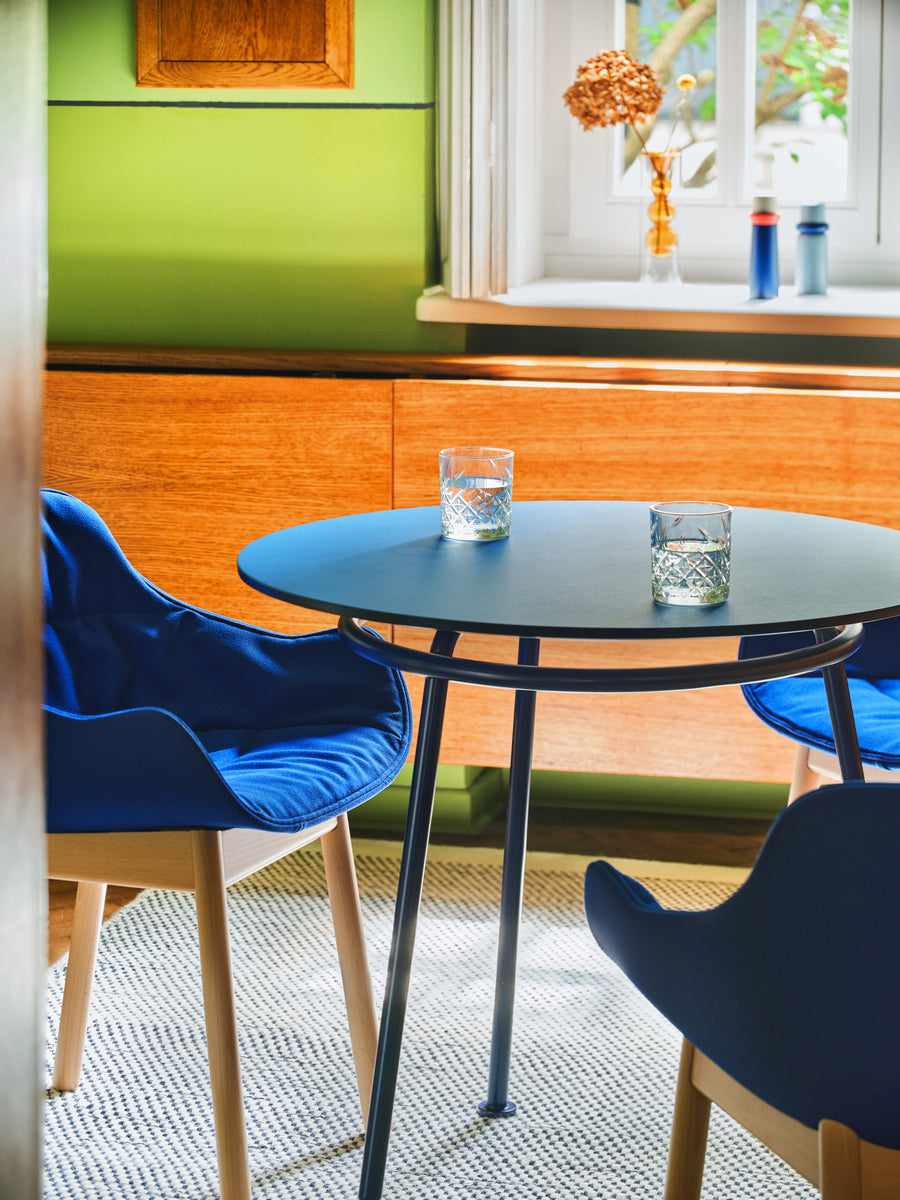 New School NS70 - Kaffeetisch in Grün präsentiert im Onlineshop von KAQTU Design AG. Esstisch ist von Mdd