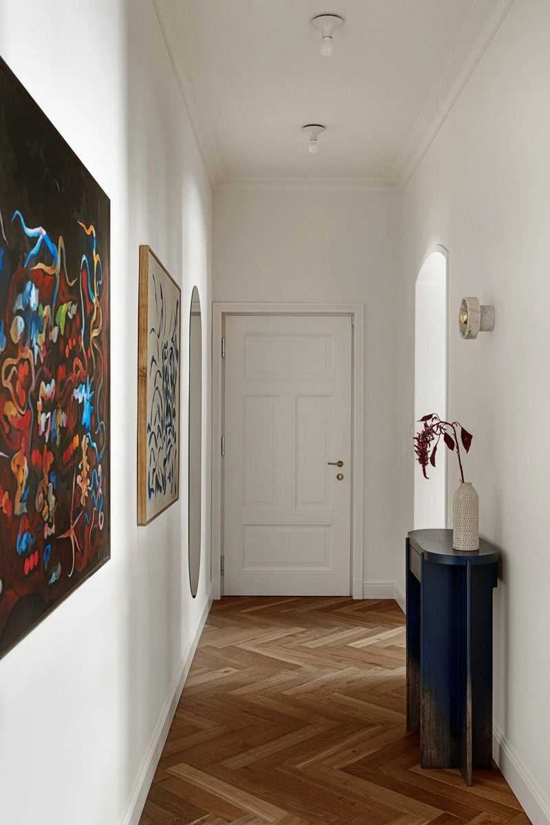 Kiru KIRK01 - Konsole in Eiche Kobalt präsentiert im Onlineshop von KAQTU Design AG. Konsolentisch ist von Tamo
