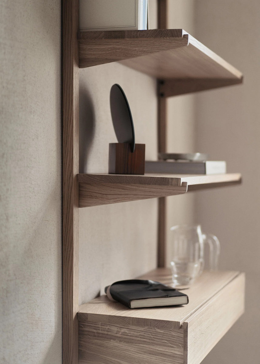 Noki NKI166D - Holzfachboden in Eiche Natur präsentiert im Onlineshop von KAQTU Design AG. Wandregal ist von Tamo