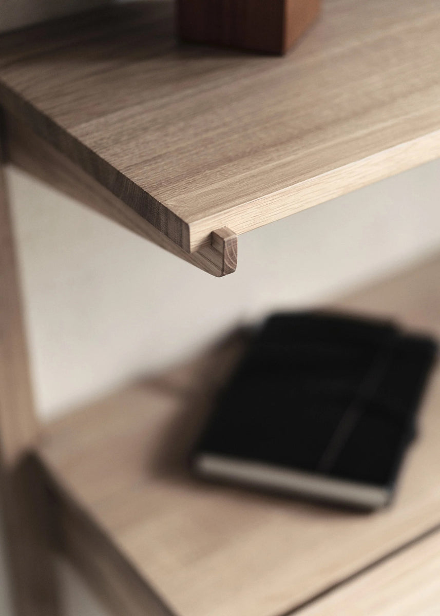 Noki NKI85T - Holzfachboden in Eiche Natur präsentiert im Onlineshop von KAQTU Design AG. Wandregal ist von Tamo