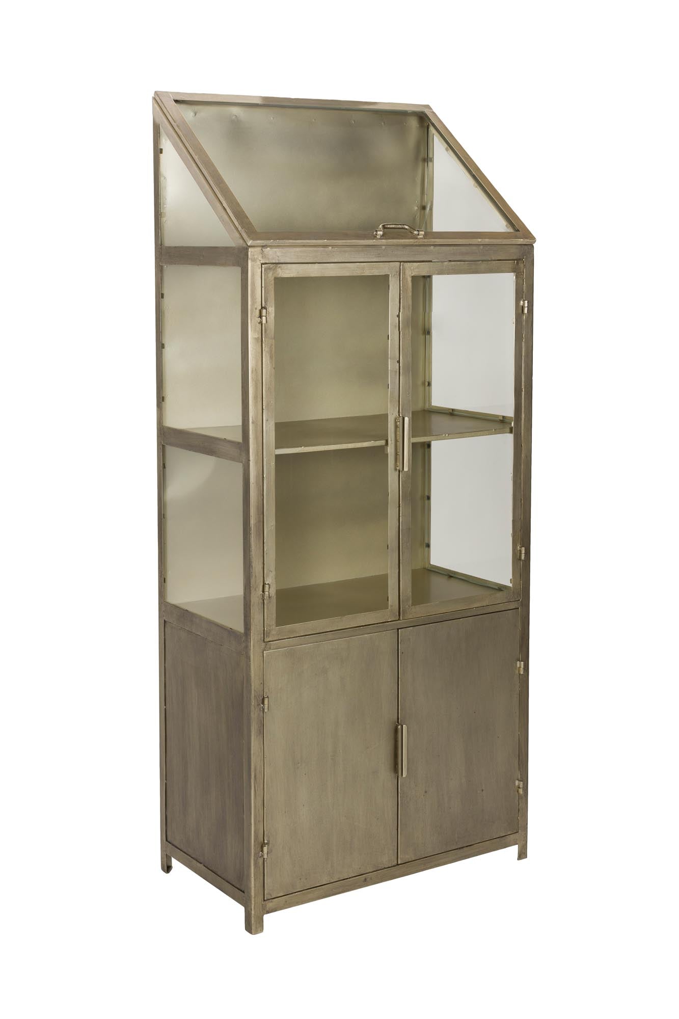 Eleganter Monviso Schrank von Dutchbone, aus Holz mit stilvollem Design, ideal für modernes Wohnen und praktische Aufbewahrung.