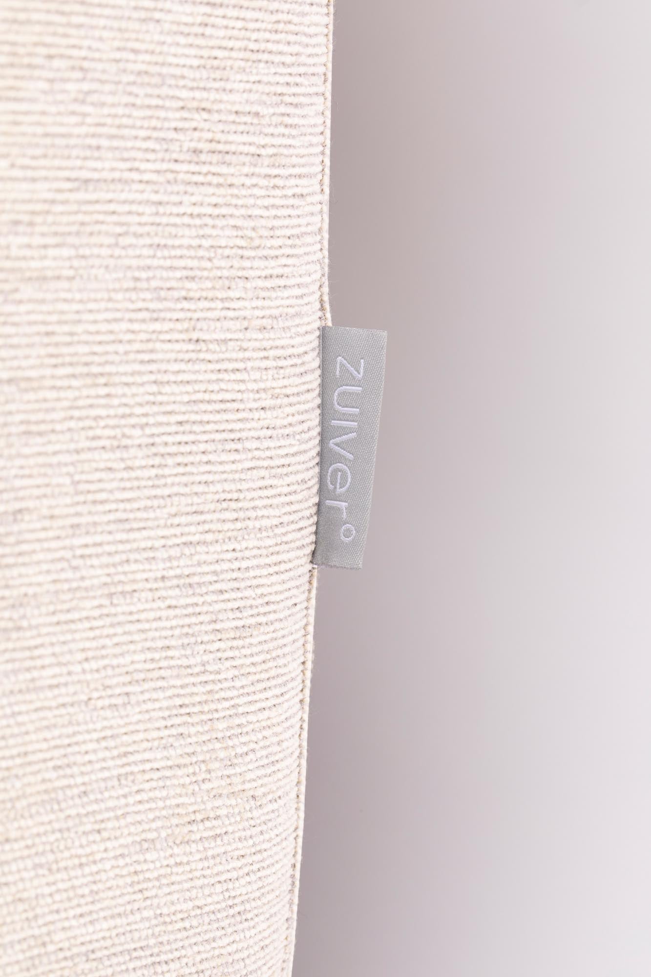 Das Summer Sofa 7-Sitzer von Zuiver bietet stilvollen Komfort mit modernem Design, ideal für grosszügige Wohnräume.