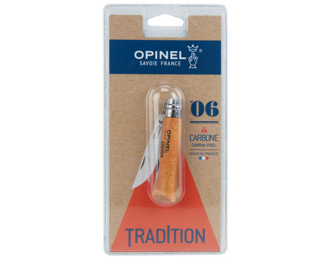 Kompaktes OPINEL Messer Nr. 6 mit 7 cm Klinge aus robustem Karbonstahl, ideal für vielseitige Küchenanwendungen und handliche Nutzung.