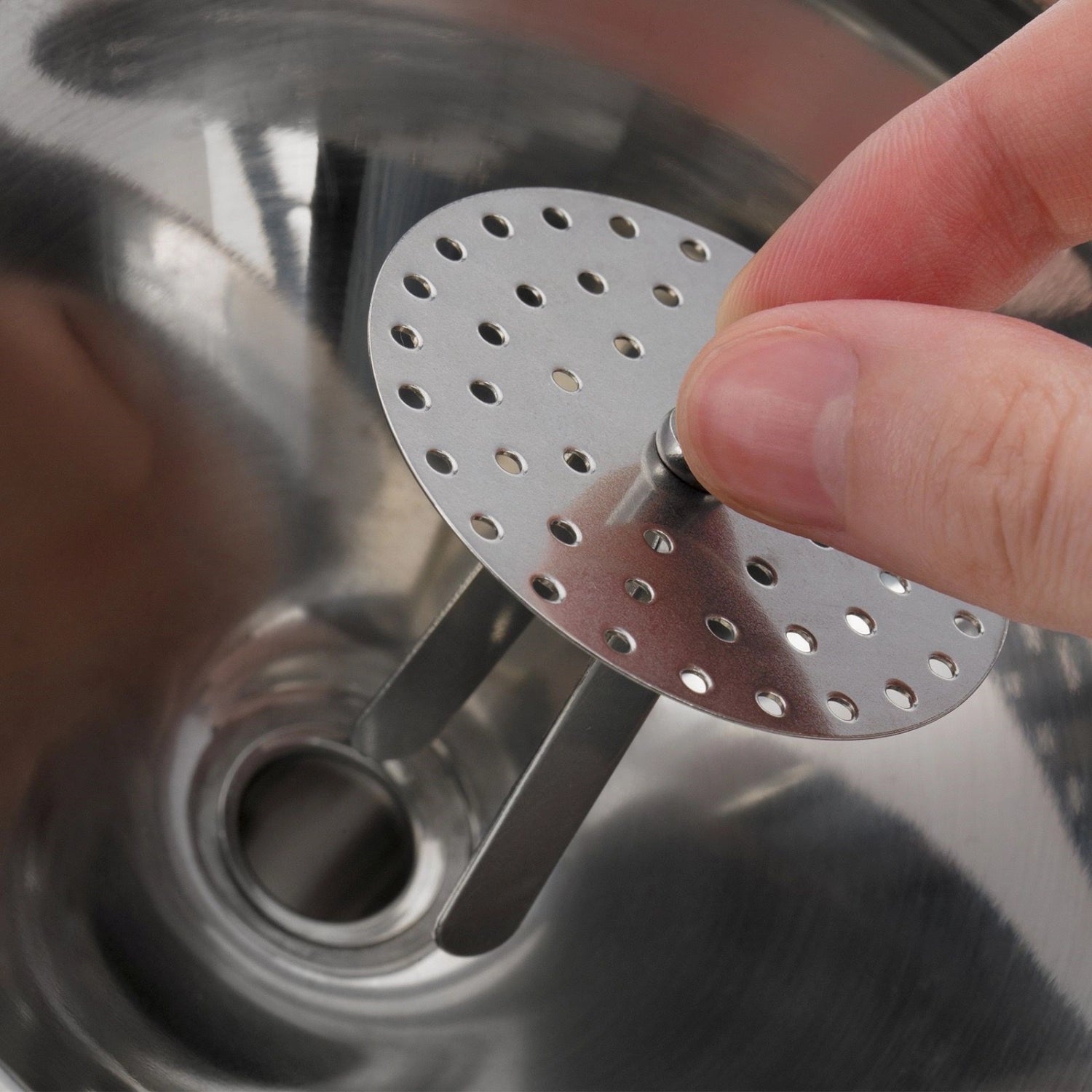 Flaschentrichter mit Sieb von Westmark, Ø 12 cm, ideal zum einfachen Abfüllen von Flüssigkeiten, praktisch und funktional für jede Küche.