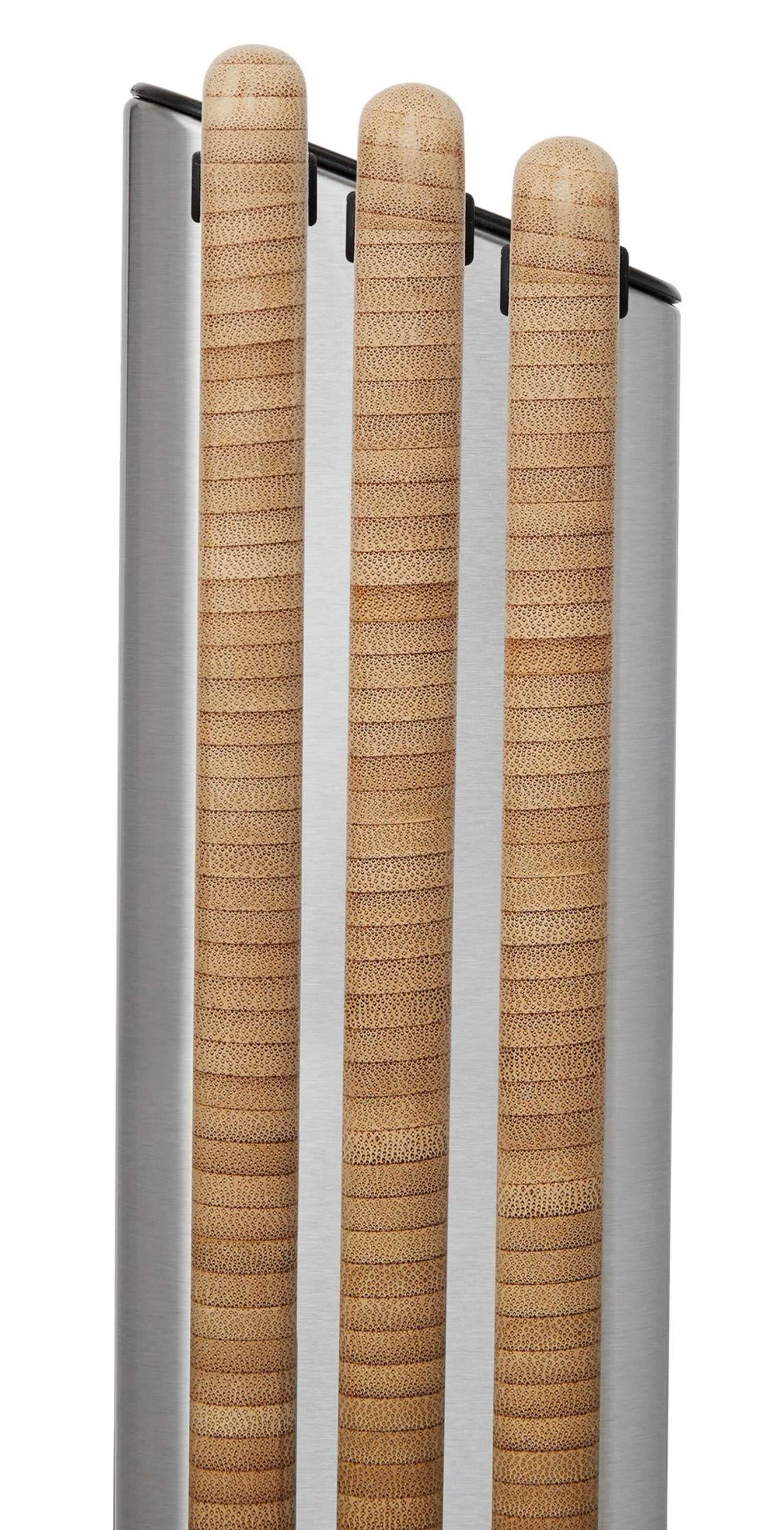 Praktisches 3-teiliges Schneidbrett-Set aus robustem Bambus und Edelstahl von Joseph Joseph, ideal für vielseitige Küchenanwendungen.