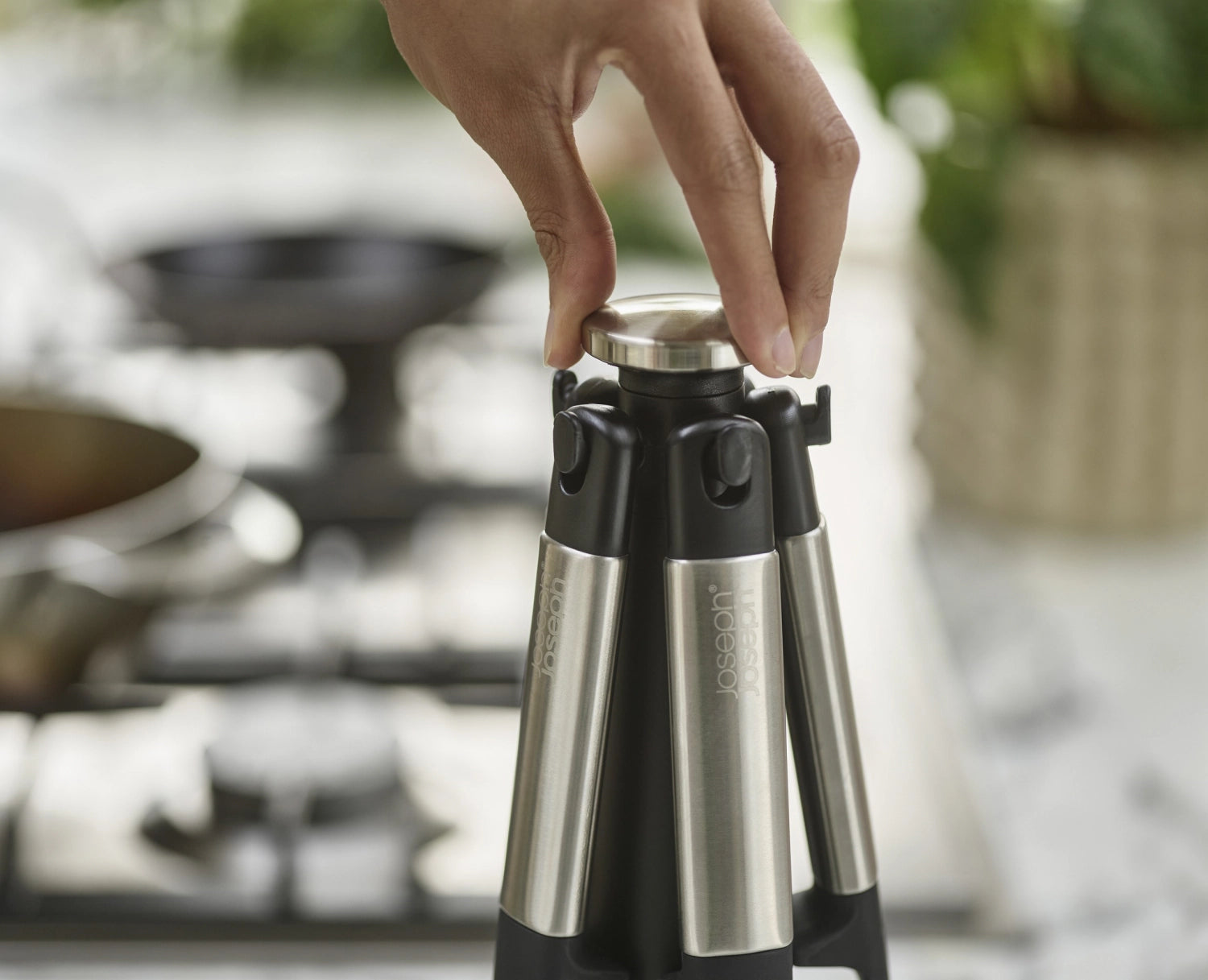 Elevate Karussell 5tlg. Silikon/Stahl von Joseph Joseph, praktisches Kochlöffelset mit ergonomischem Design, ideal für jede Küche.