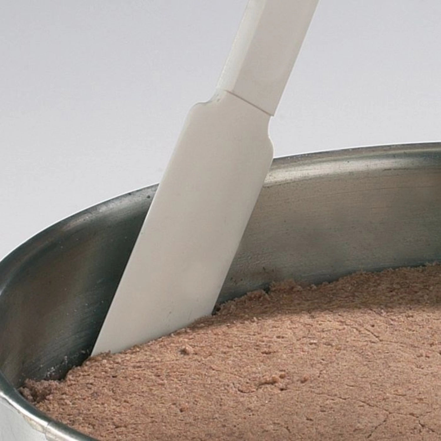 Schaber und Kuchenlöser von Westmark, 22x3.5x1cm, ideal zum Servieren und Portionieren von Kuchen und Gebäck, praktischer Küchenhelfer.