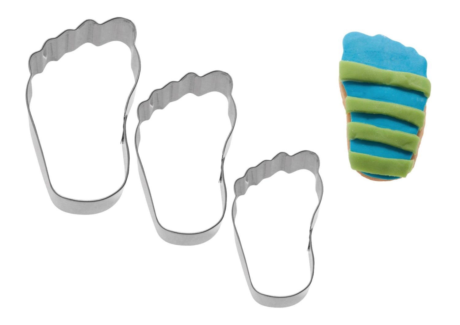 Drei Ausstechformen in Fuß-Design von Westmark, perfekt für kreative Backprojekte und Kindergeburtstage. Ideal für Plätzchen und Dekoration.