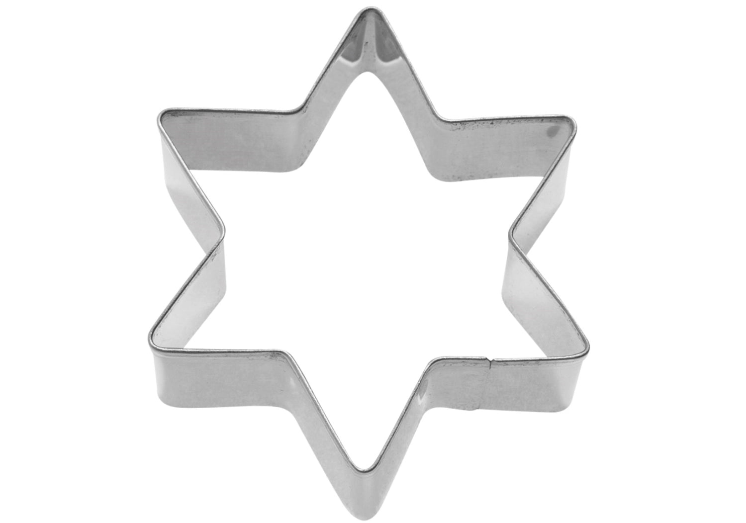 Detailaufnahme der 6 cm großen Ausstechform Stern von Westmark, perfekt zum Ausstechen von Plätzchen und für festliche Backprojekte.