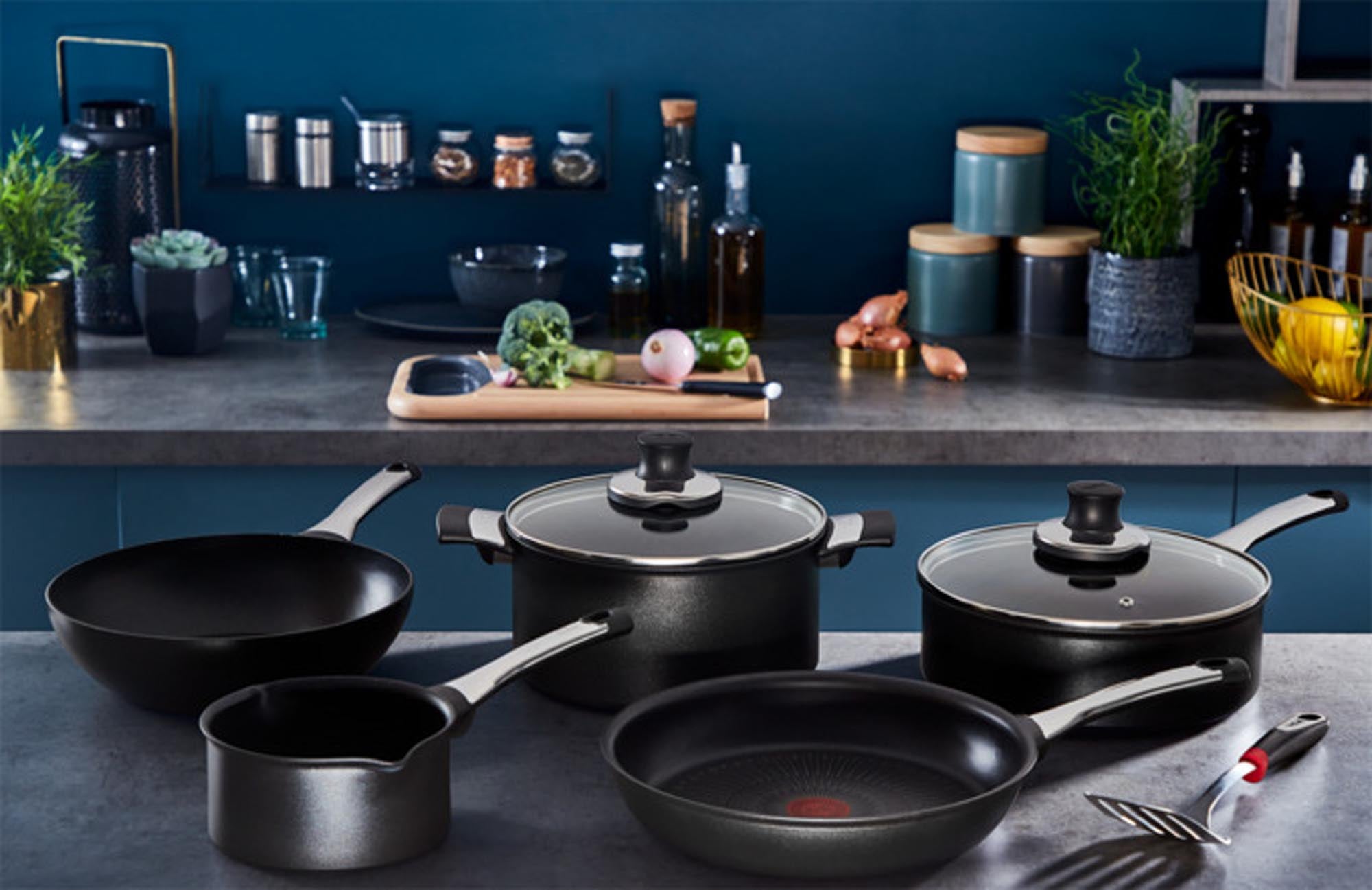 TEFAL Excellenc Kochtopf 24 cm: Edelstahl, Antihaft, Glasdeckel, für alle Herdarten, ideal für Familiengerichte.