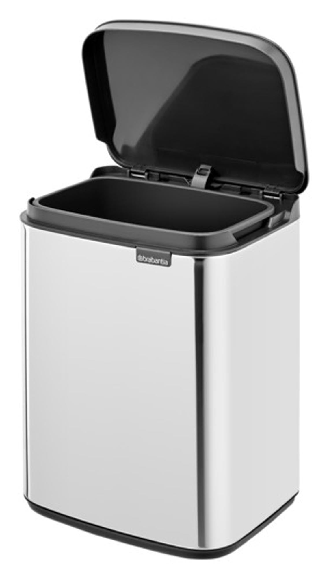 Eleganter BRABANTIA Abfallbehälter Bo aus Edelstahl mit 4 l Volumen, perfekt für moderne Küchen und kleine Räume. Praktisch und ästhetisch.