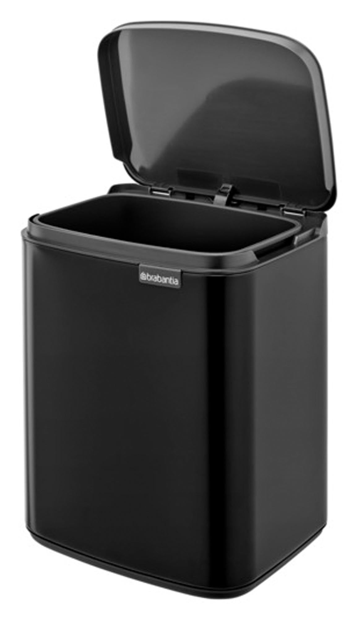 Stylischer BRABANTIA Mülleimer Bo in edlem Schwarz matt, 7 l Fassungsvermögen. Ideal für zeitgemäße Wohnkonzepte und schafft eine aufgeräumte Atmosphäre.