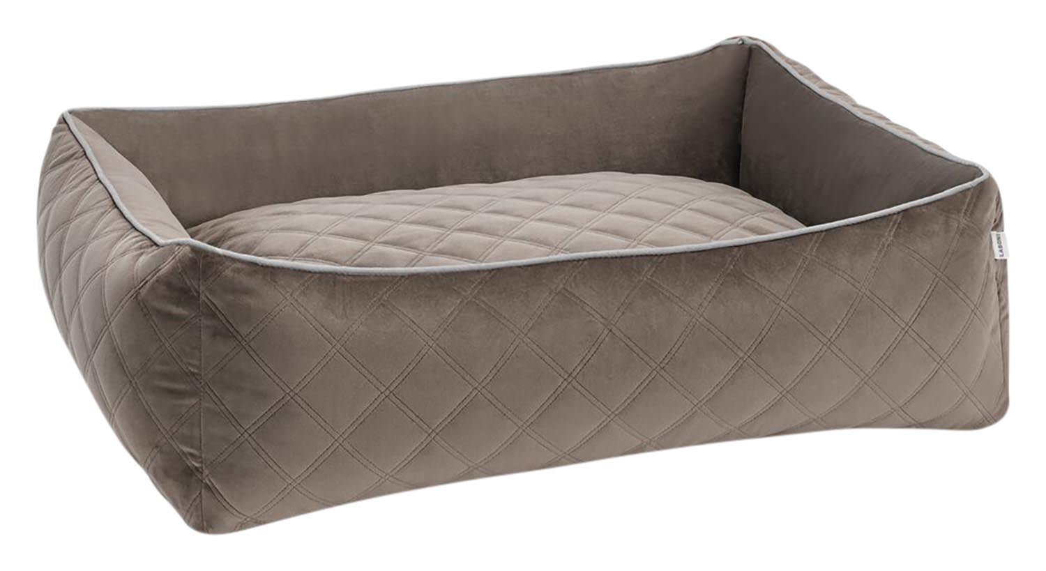 Das LABONI Hundebett Classic Oxford Olive L bietet stilvollen Komfort für Ihren Hund, gefertigt aus strapazierfähigem Material in ansprechendem Olivgrün.