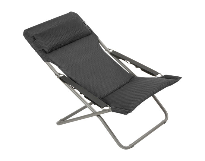 Bequemer LAFUMA Sessel Transabed BeComfort® in dunklem Grau mit titangrauem Gestell, ideal für entspannte Momente im Freien.