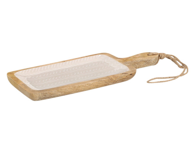 Elegantes Servierbrett aus hochwertigem Mangoholz in sanftem Beige (38x15x2.5 cm) – perfekt für ansprechende Tischdekorationen und kulinarische Genüsse.