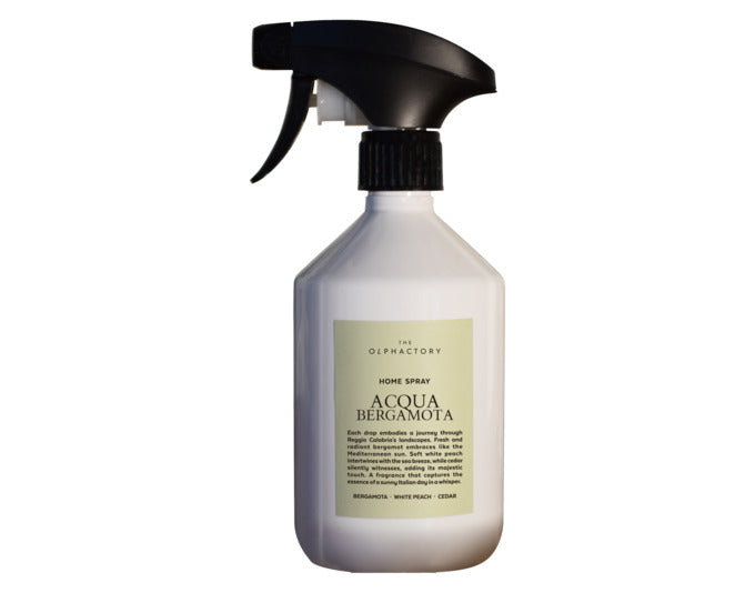 Raumspray White Insignia Acqua Bergamota 500 ml von THE OLPHACTORY, erfrischender Duft mit Bergamottnote, ideal für ein angenehmes Raumklima.