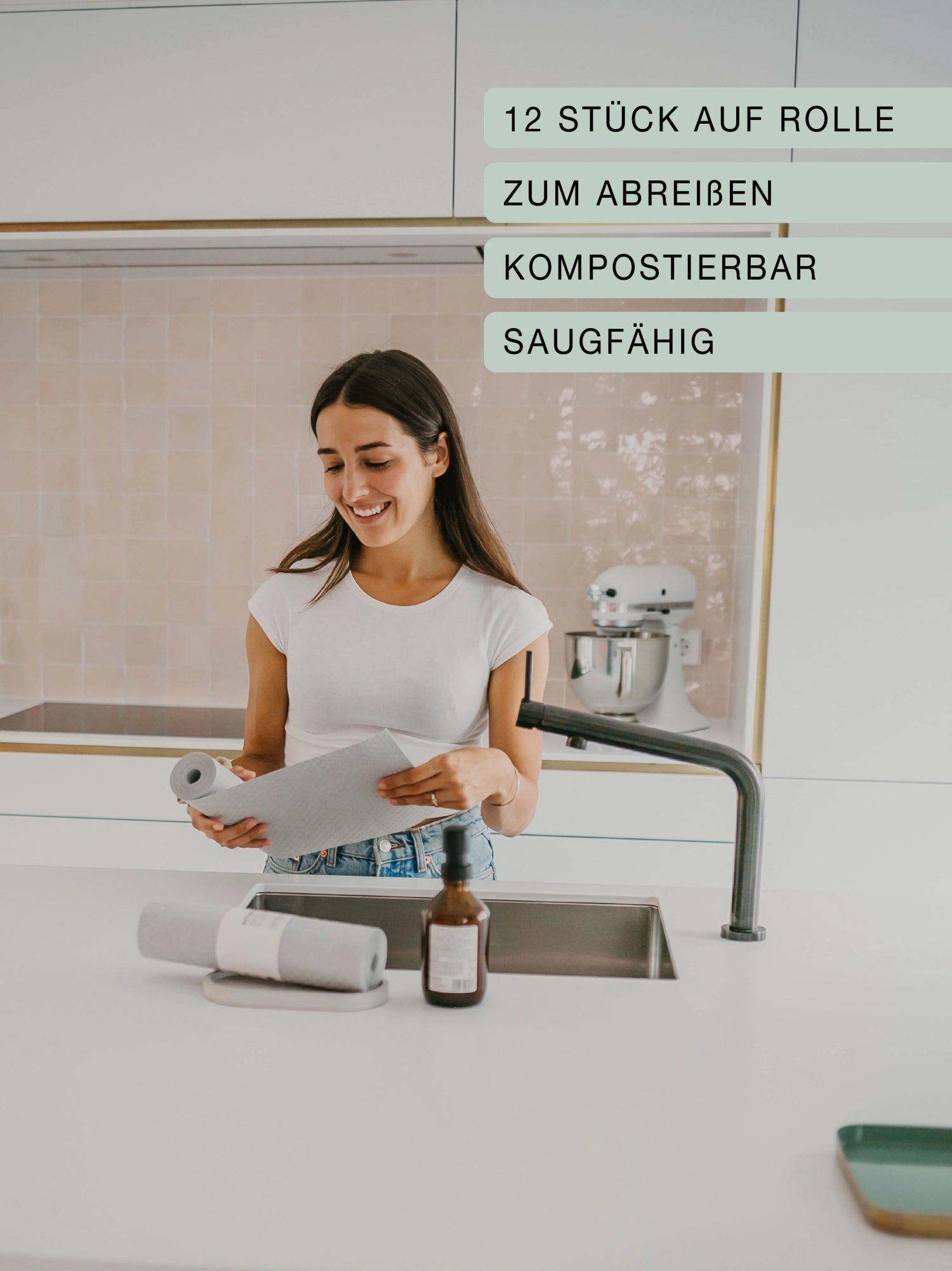 Praktische 12er-Packung graue Haushaltsrollen von Nordesign, perfekt für vielseitige Anwendungen in Küche und Haushalt, effizient und saugfähig.
