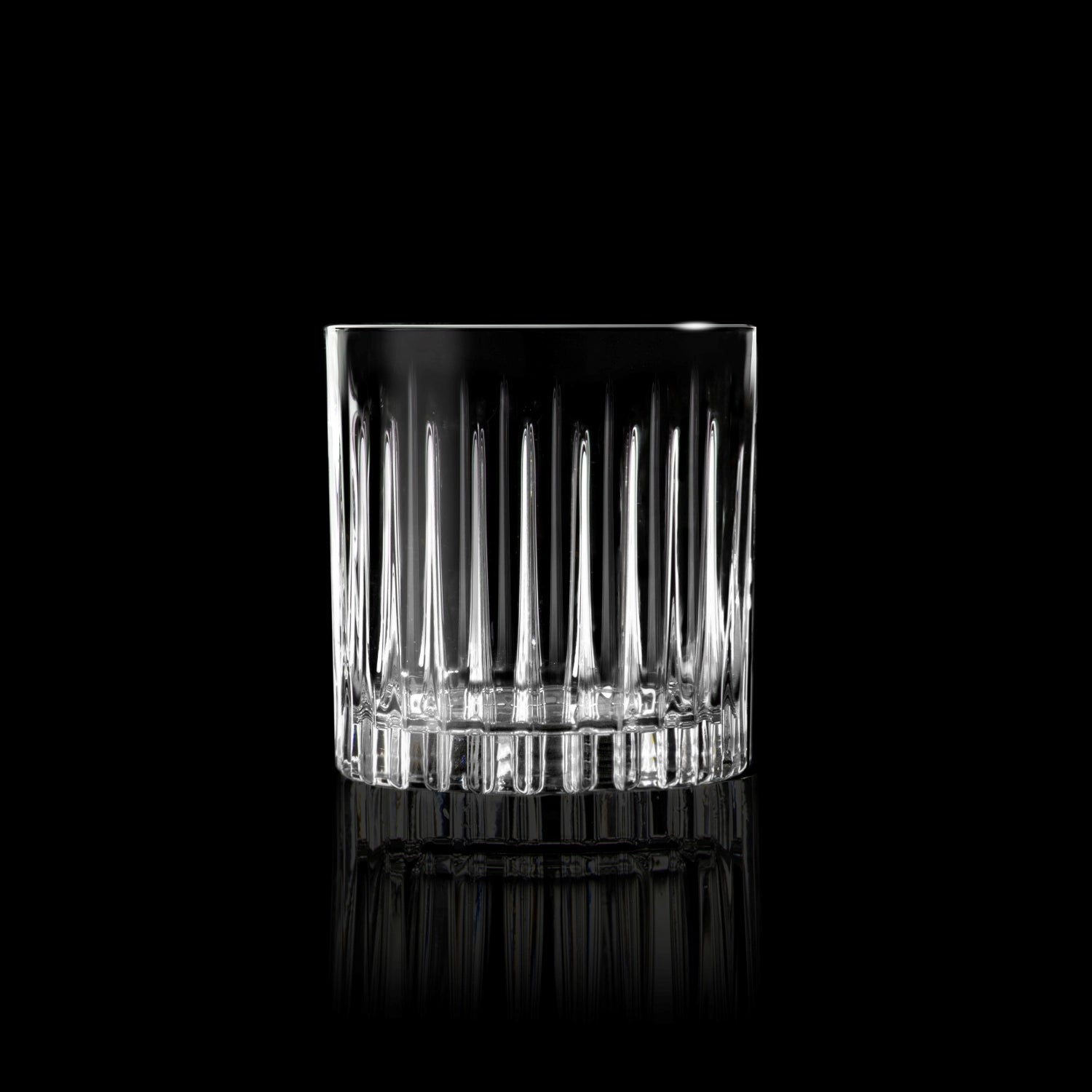Stilvolles 6er Set Timeless Becher von RCR, ideal für jeden Anlass. Jedes Glas fasst 31cl und überzeugt durch zeitloses Design.