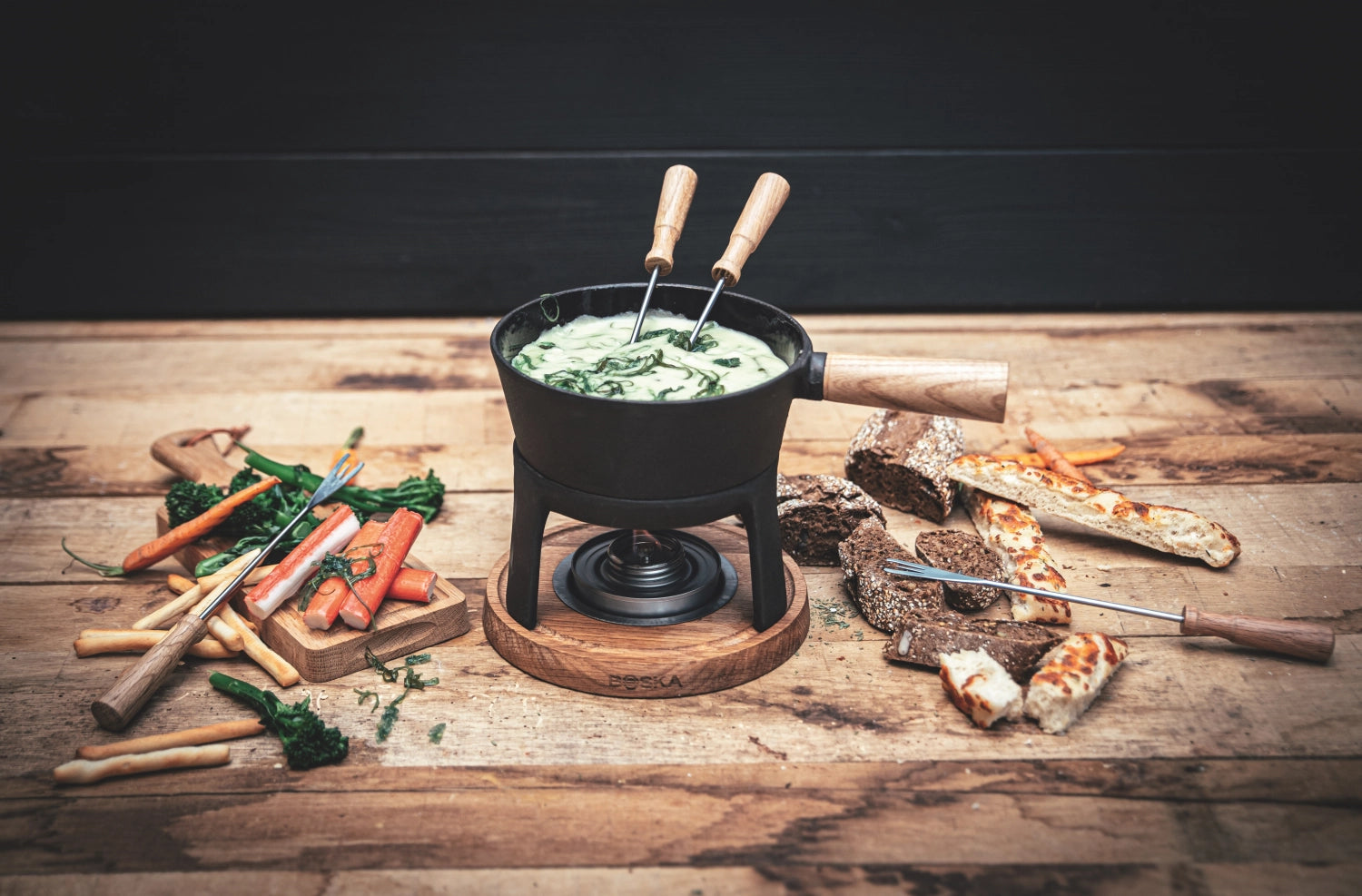 Fondue-Set Pro 1.2lt von Boska, elegantes und funktionales Set für geselliges Schmelzen und Genießen von Käse und Schokolade.