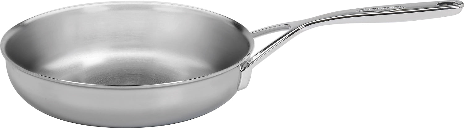 Multiline Bratpfanne unbeschichtet von Demeyere, ideal zum Braten und Kochen, mit hochwertiger Verarbeitung für beste Ergebnisse in der Küche.