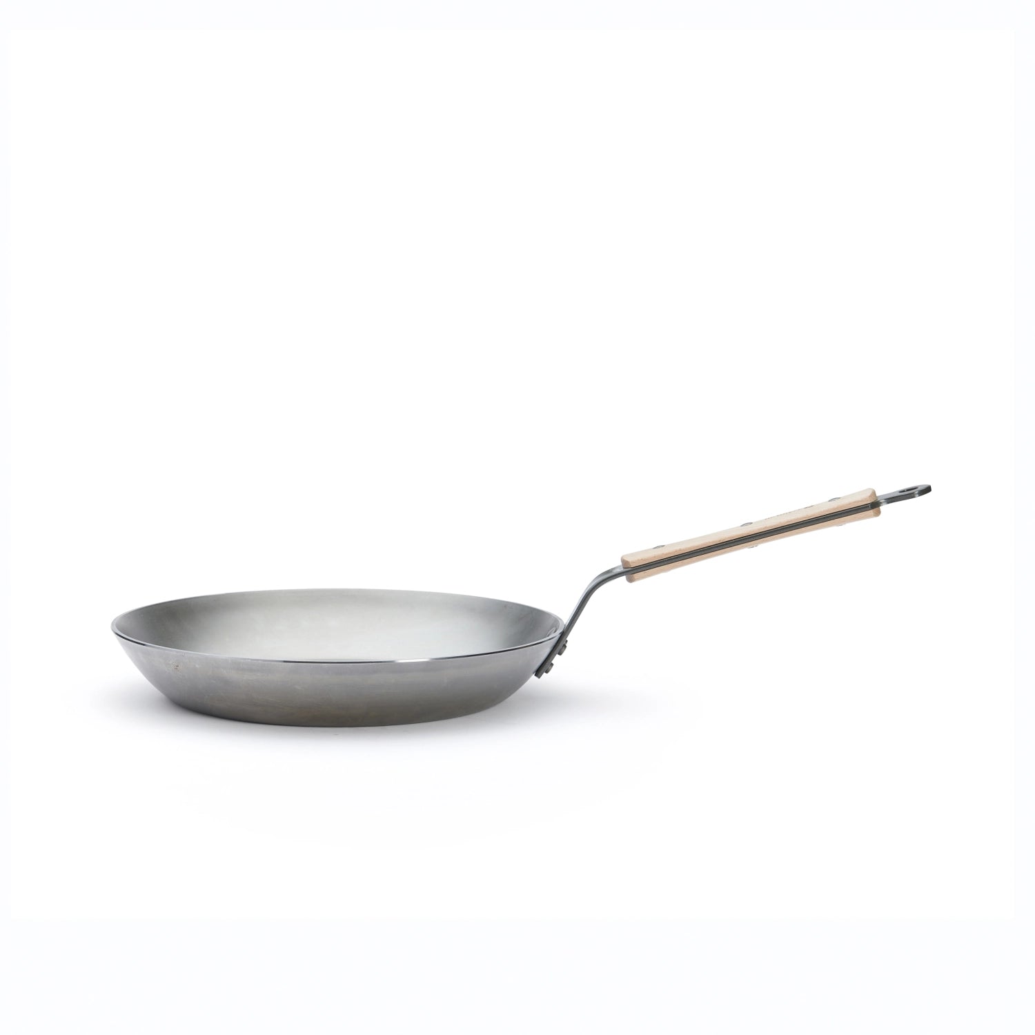 Hochwertige 28 cm Bratpfanne aus der MINERAL B ELEMENT-Serie von de Buyer, perfekt für vielseitige Kochanwendungen und langlebigen Genuss.