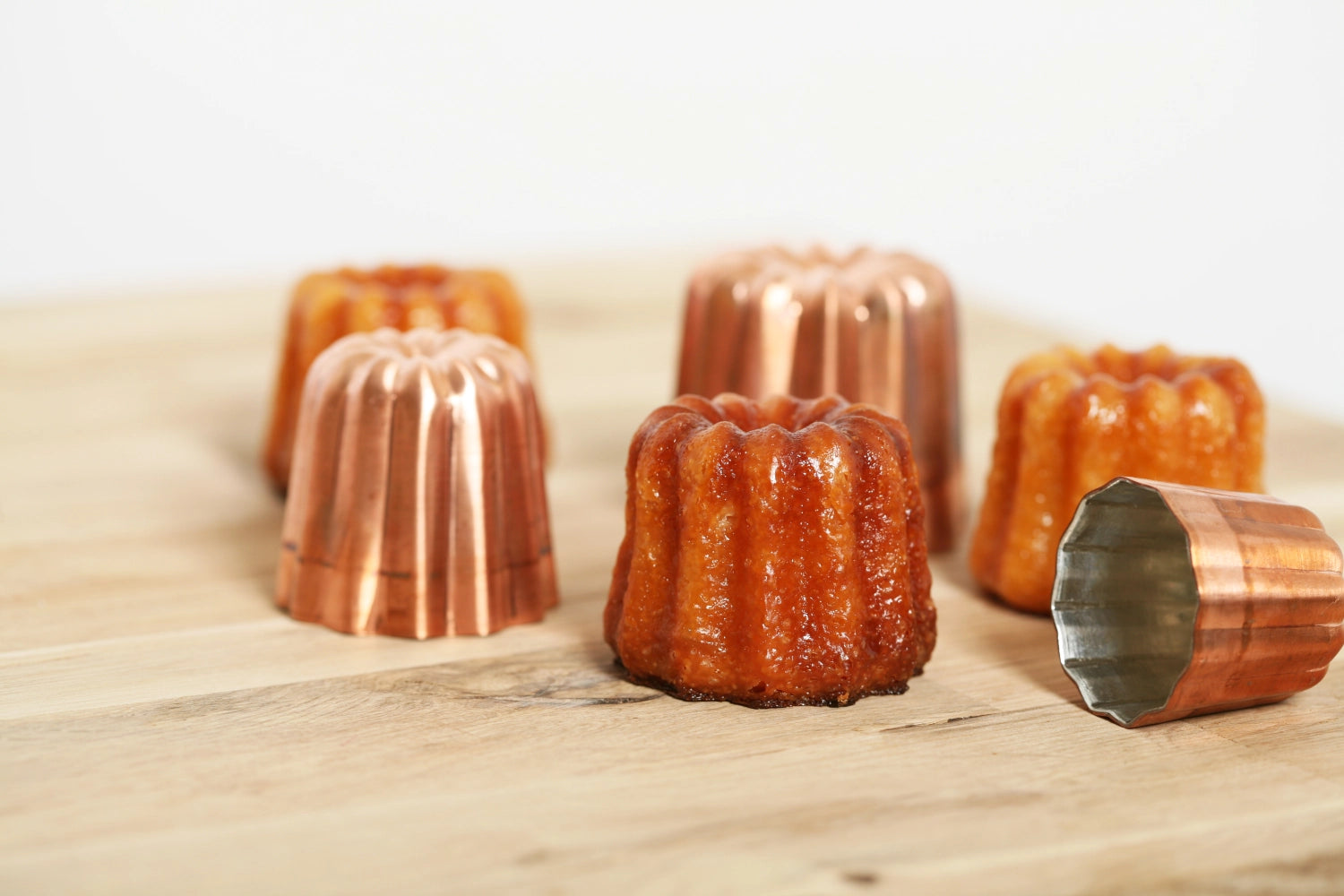 Kuchenform Cannelés aus Kupfer, Ø 4.5 cm, H: 4.4 cm, ideal für die Zubereitung von köstlichen Cannelés mit perfekter Form und Wärmeleitung.
